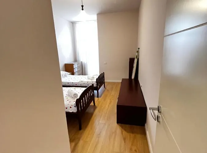 Apartment Centre