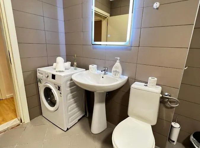 Centre Apartment *